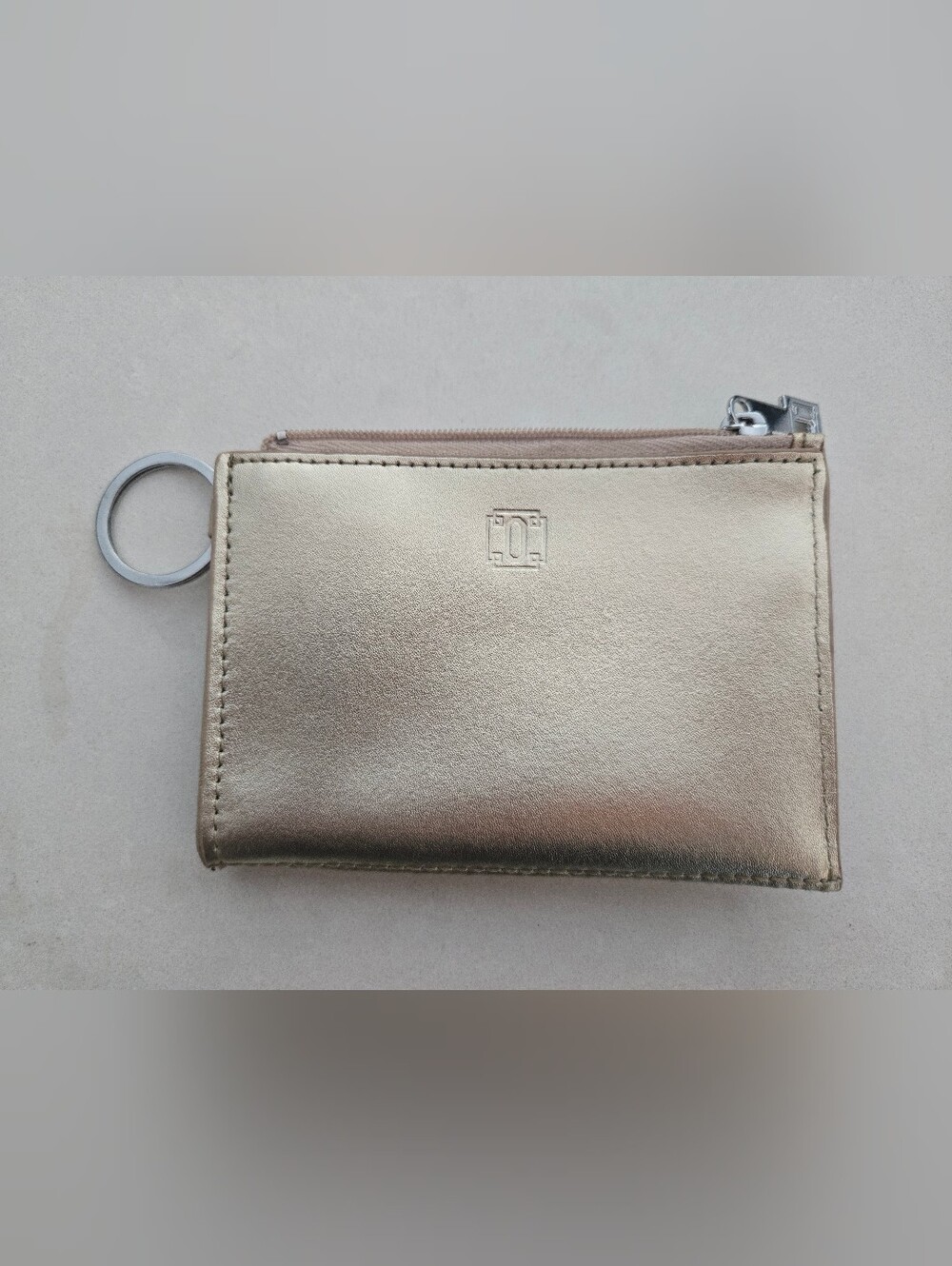 NWOT O-Venture Key Ring Wallet In Gold